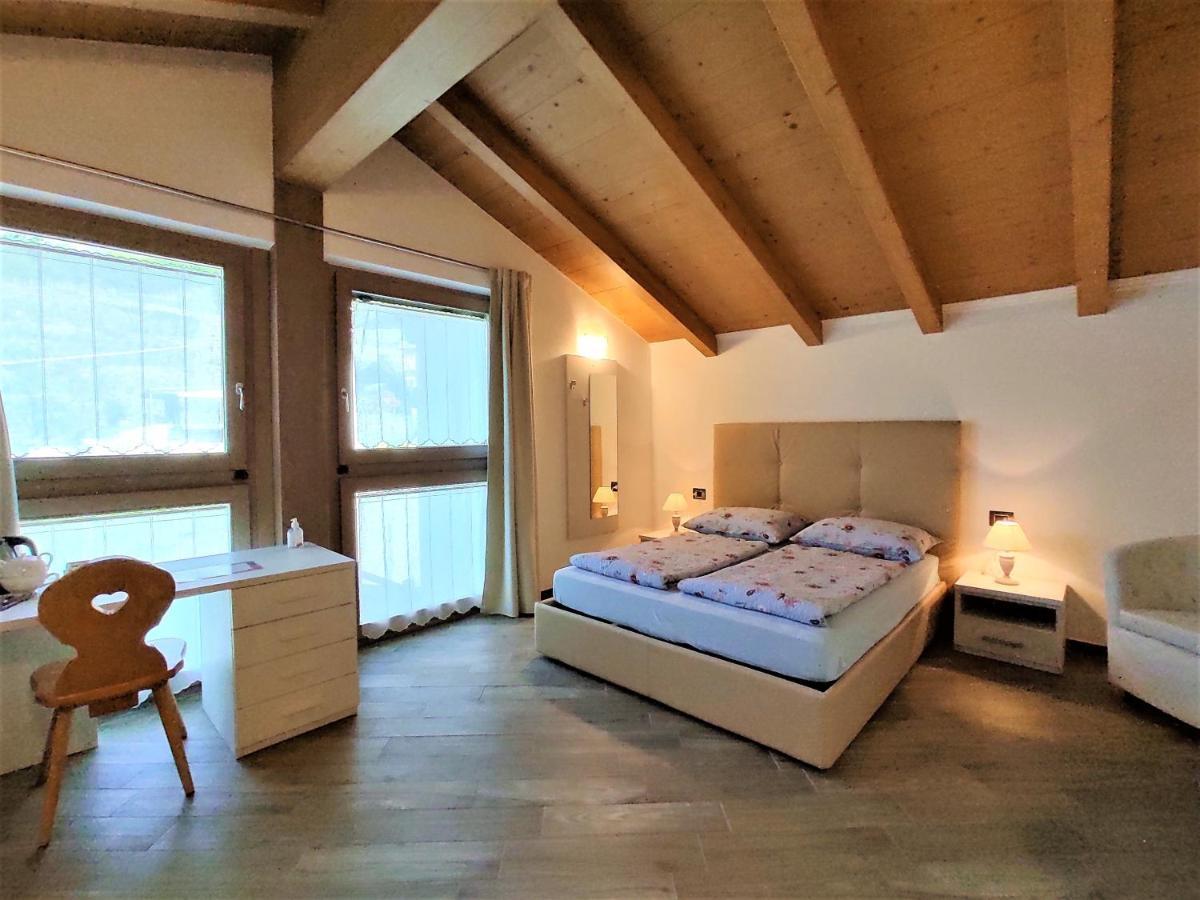B&B Il Germoglio Castione Andevenno エクステリア 写真